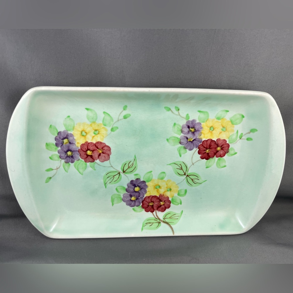 Vintage Radford England Art Pottery Hand Painted Floral Tray. 
Length 9 1/4” in